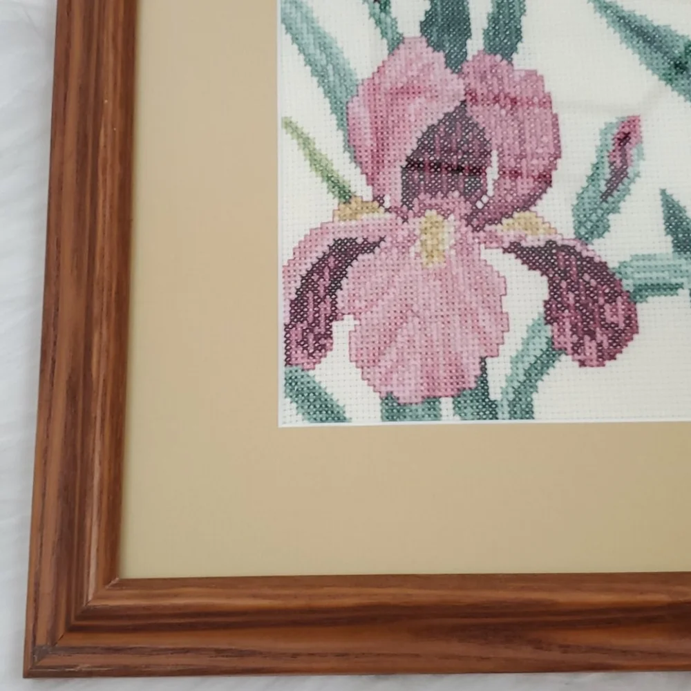 Vintage crisscross floral+ frame hand made wall decor handmade